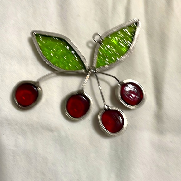 Cherry stained glass sun catcher - Picture 2 of 2